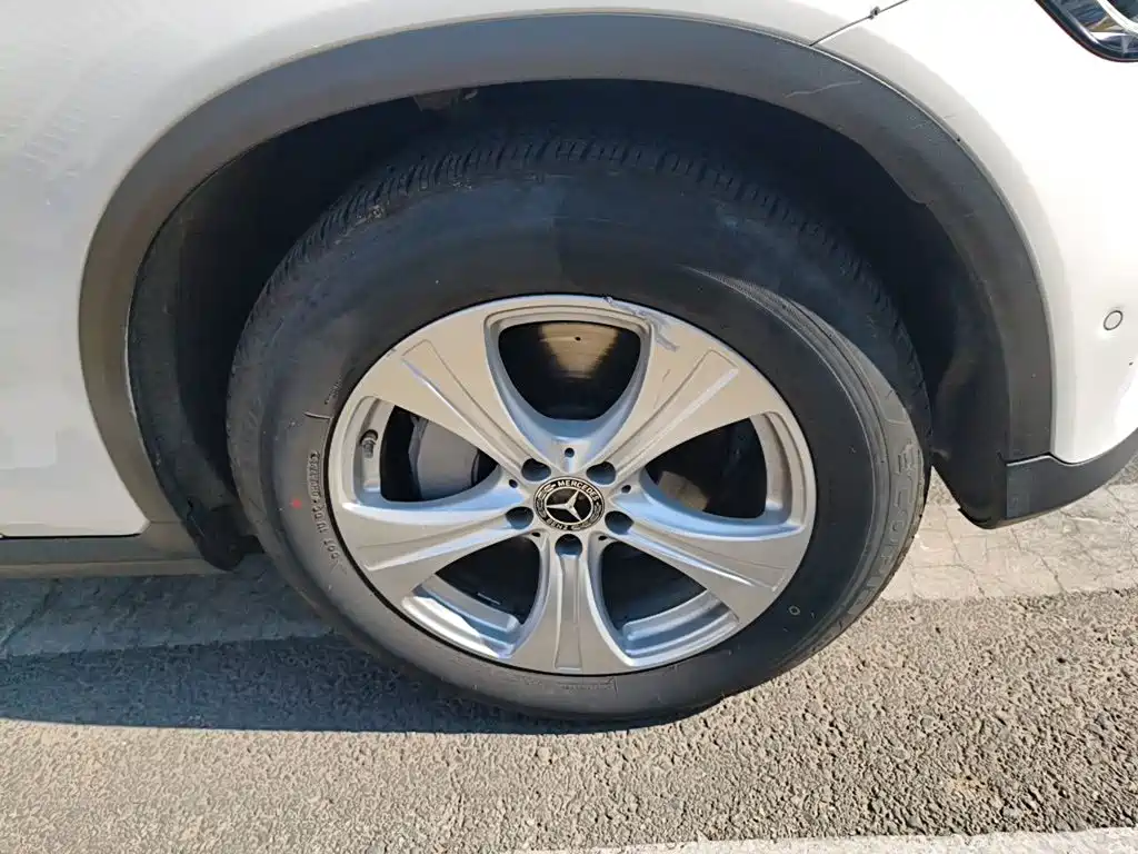 Mercedes-Benz GLC — миниатюра 8
