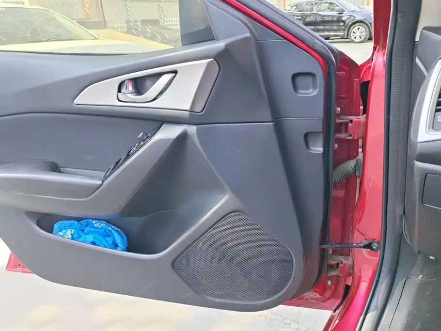 Mazda 3 Axela — миниатюра 7