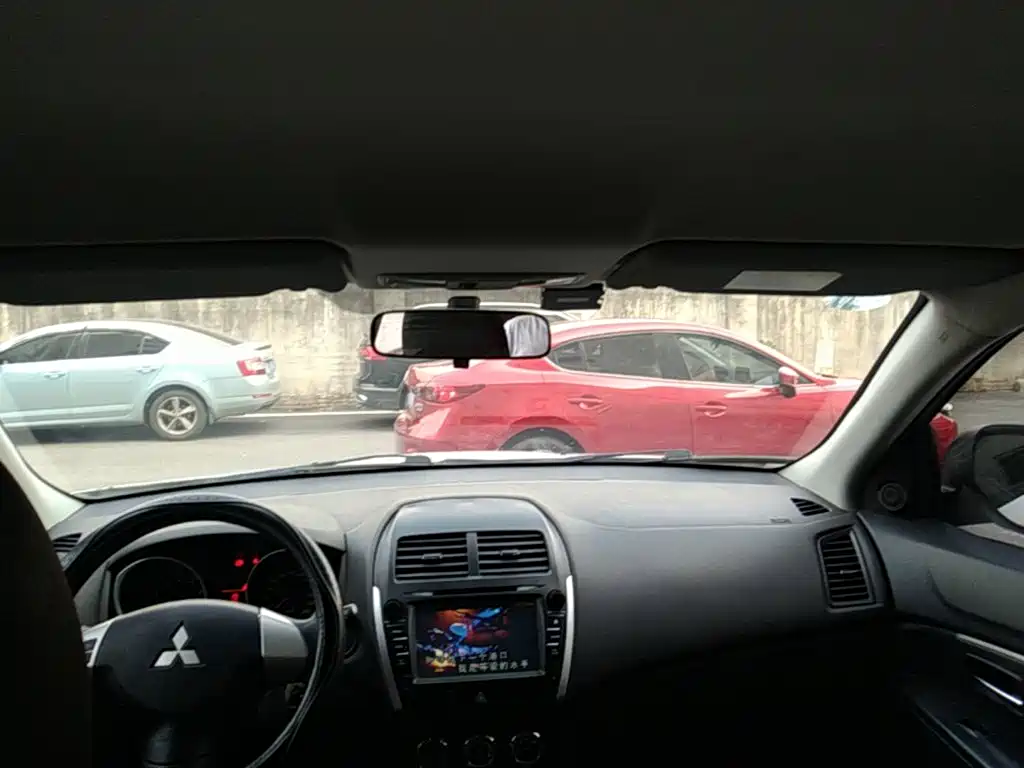 Mitsubishi ASX — миниатюра 18