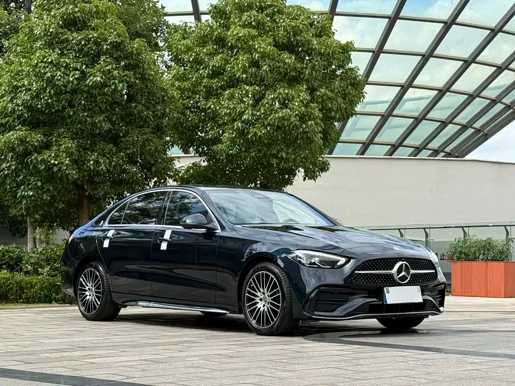 Mercedes-Benz C-Class — миниатюра 3