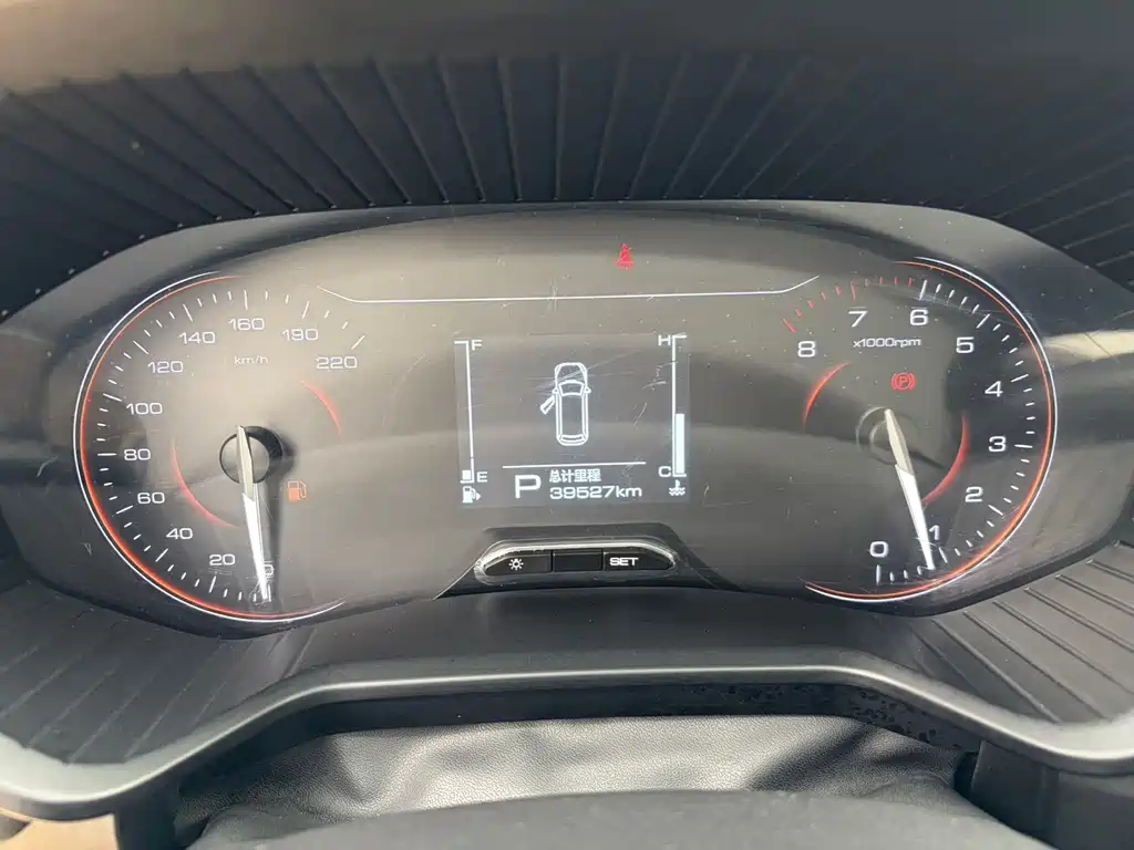 Wuling Jiachen — миниатюра 12