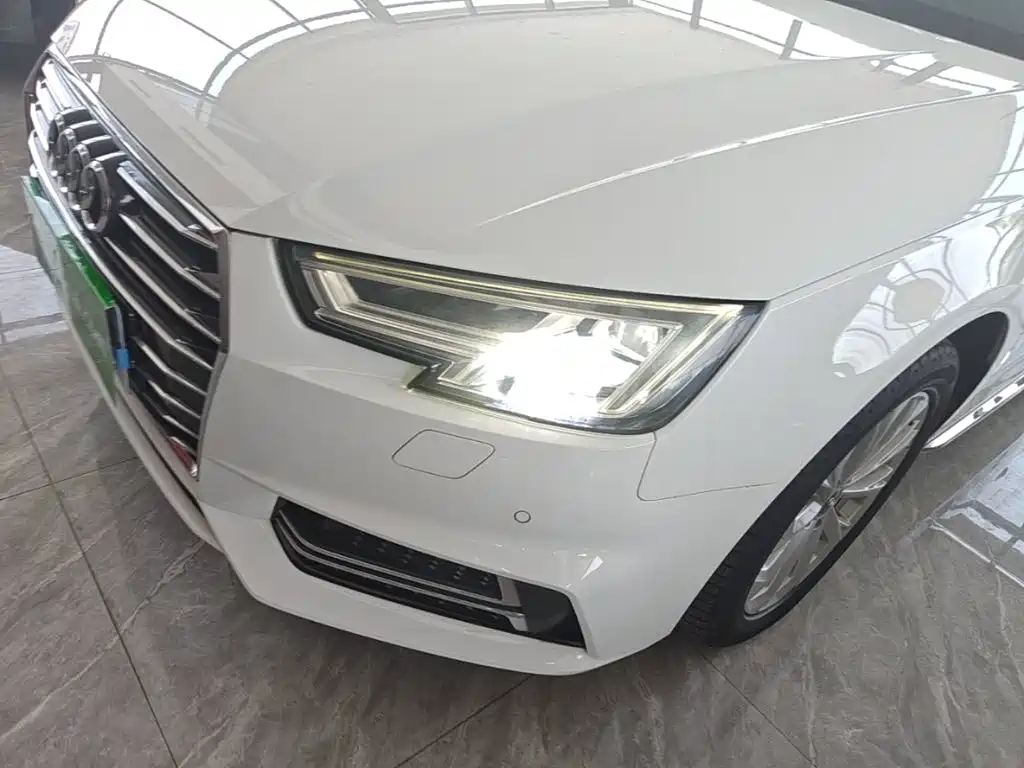 Audi A4L — миниатюра 24