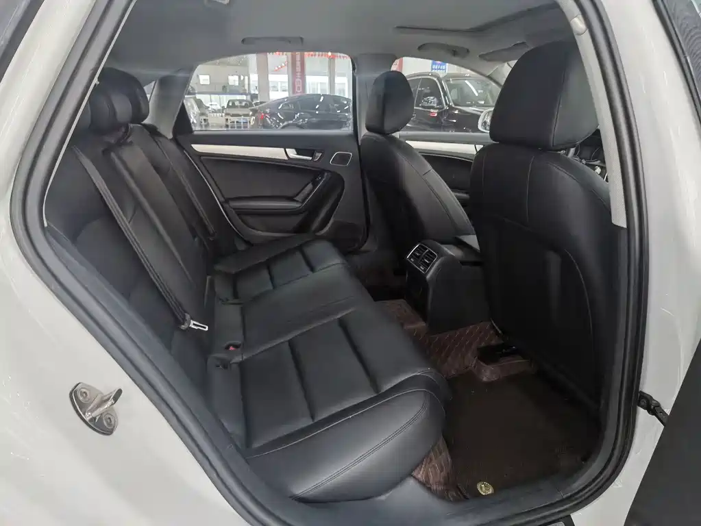Audi A4L — миниатюра 18