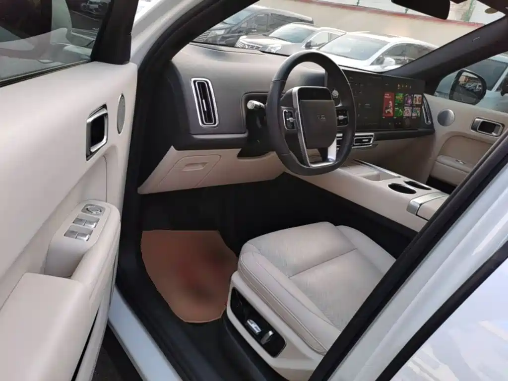 Li Auto Li L7 — миниатюра 16