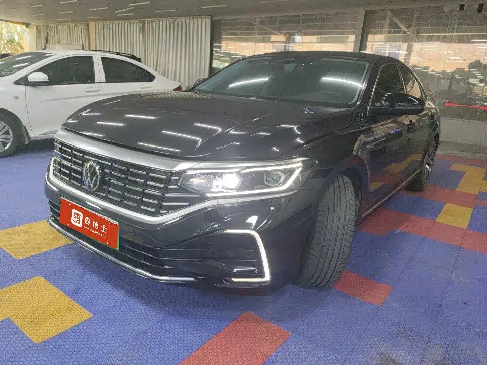 Volkswagen Passat PHEV