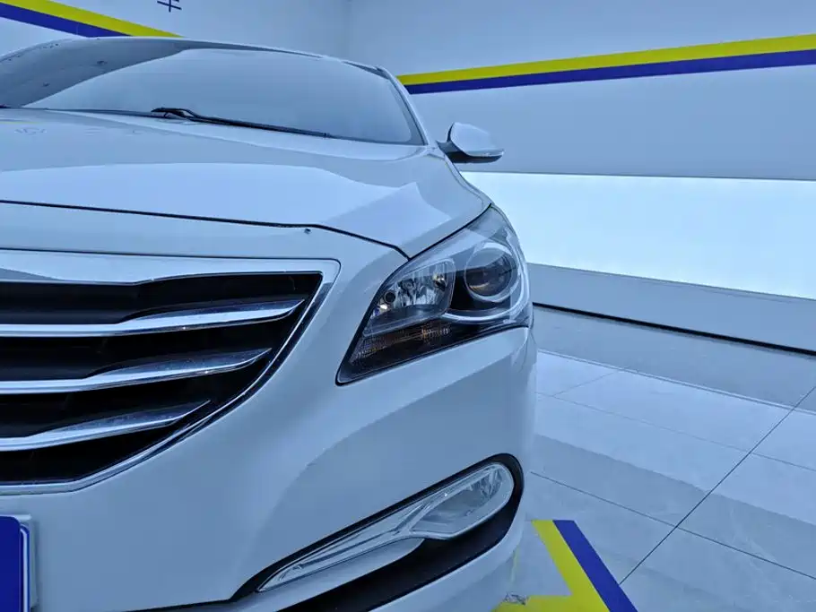 Hyundai Mistra — миниатюра 5