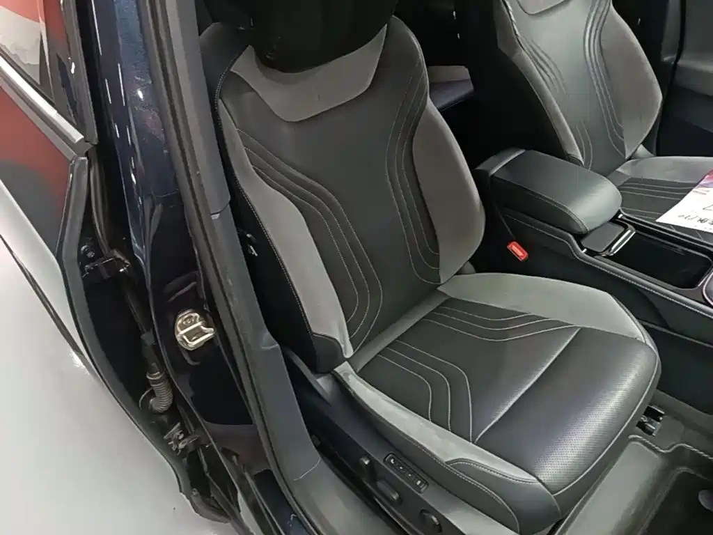 Volkswagen ID.4 Crozz — миниатюра 25