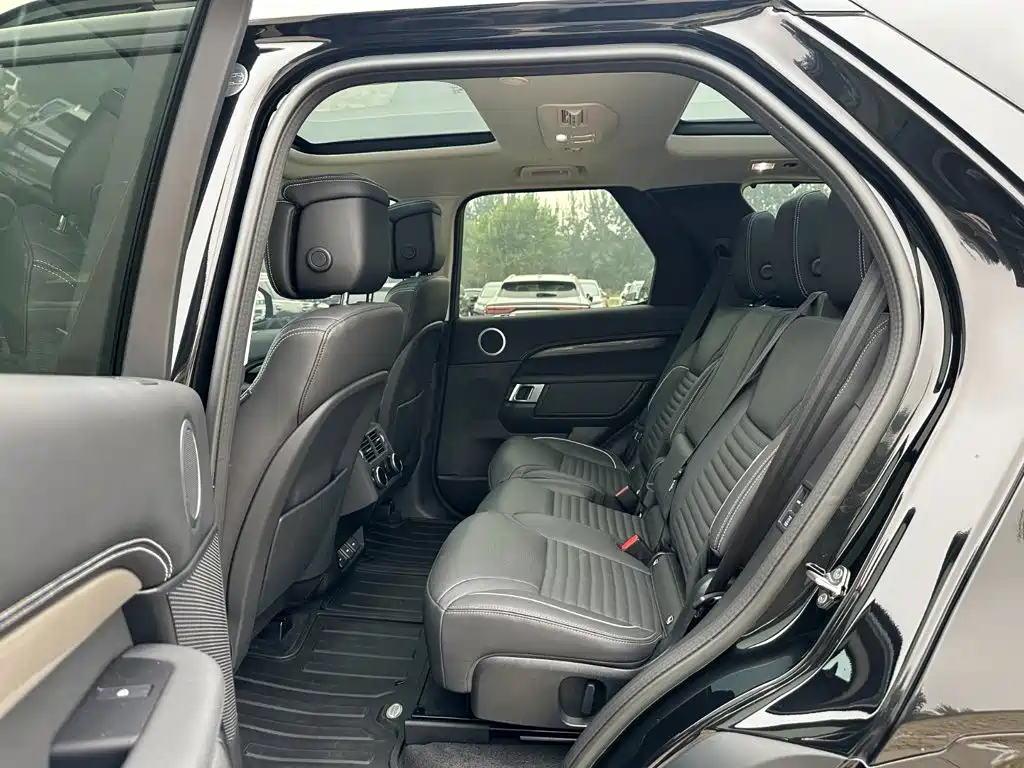 Land Rover Discovery — миниатюра 10