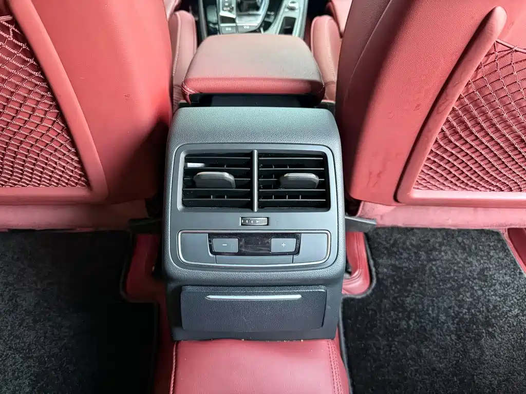 Audi A4L — миниатюра 11