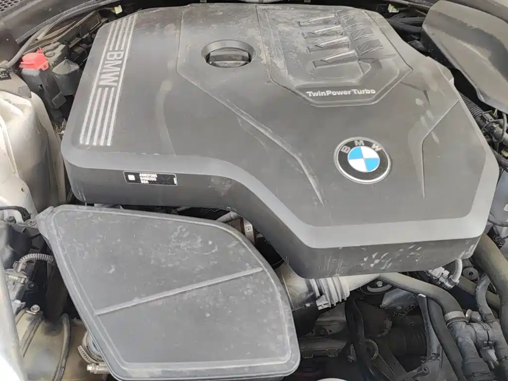 BMW 5 Series — миниатюра 21