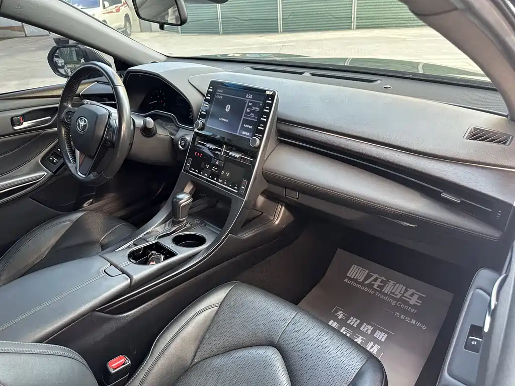 Toyota Avalon 2019 2.0L Luxury VI