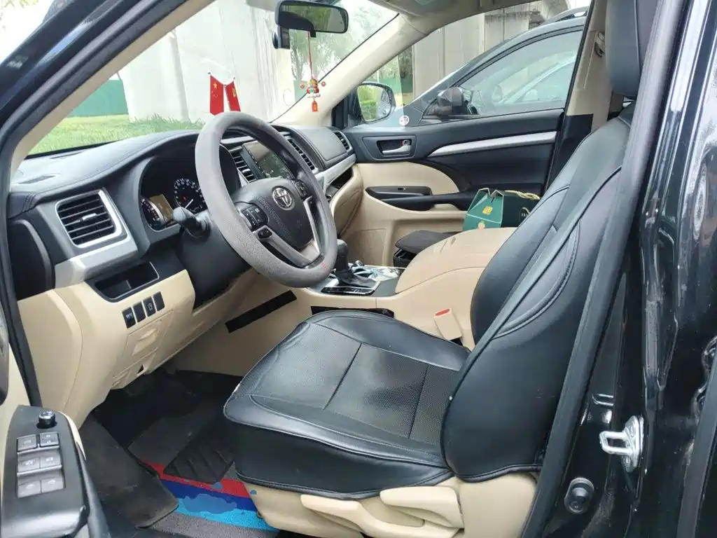 Toyota Highlander — миниатюра 16