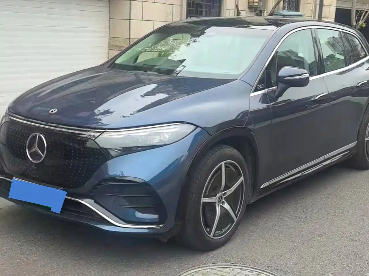 Mercedes-Benz EQS SUV
