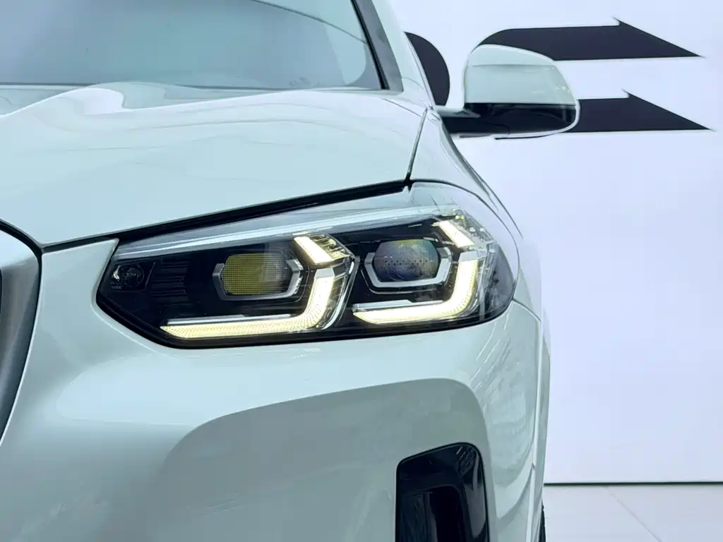 BMW X3 — миниатюра 5