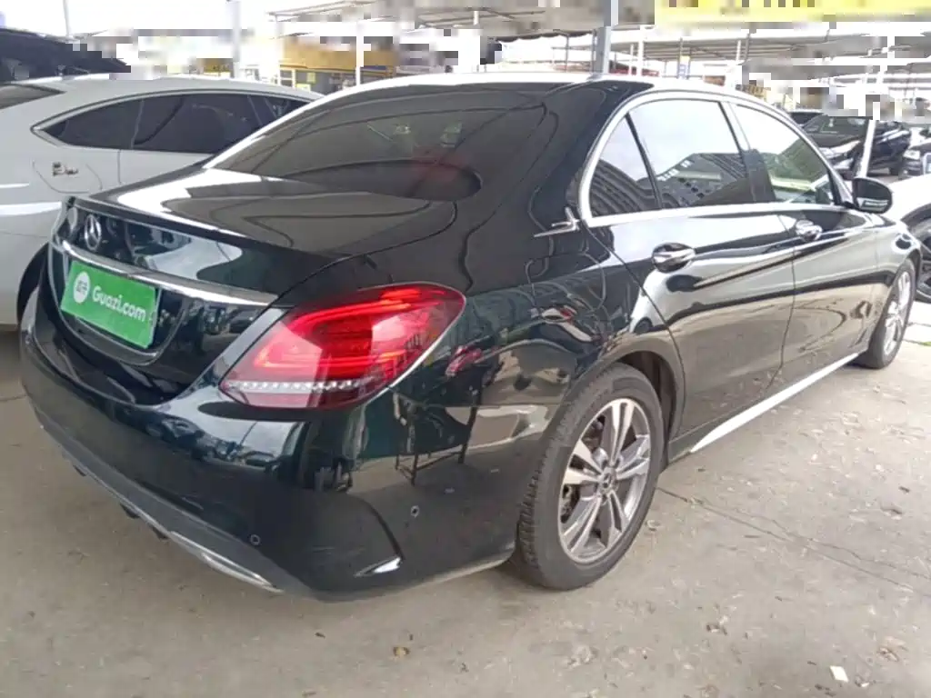 Mercedes-Benz C-Class — миниатюра 7
