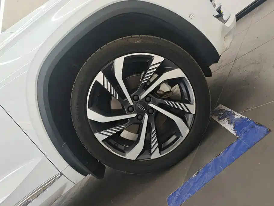 Geely Xingyue L — миниатюра 6
