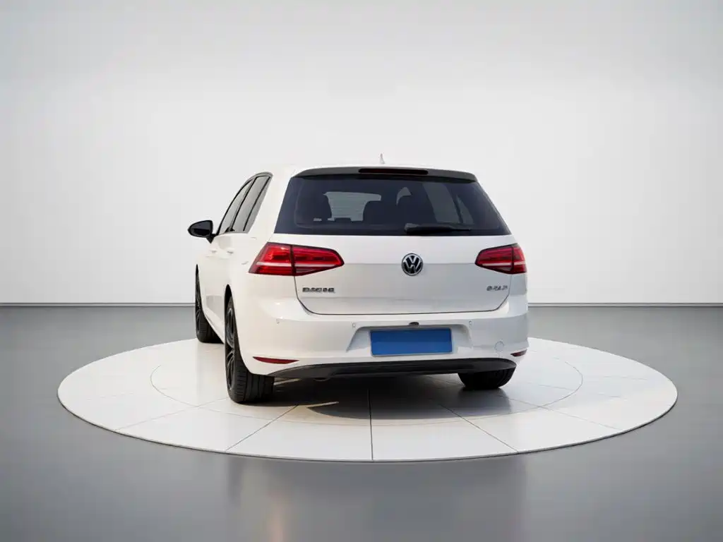 Volkswagen Golf — миниатюра 3