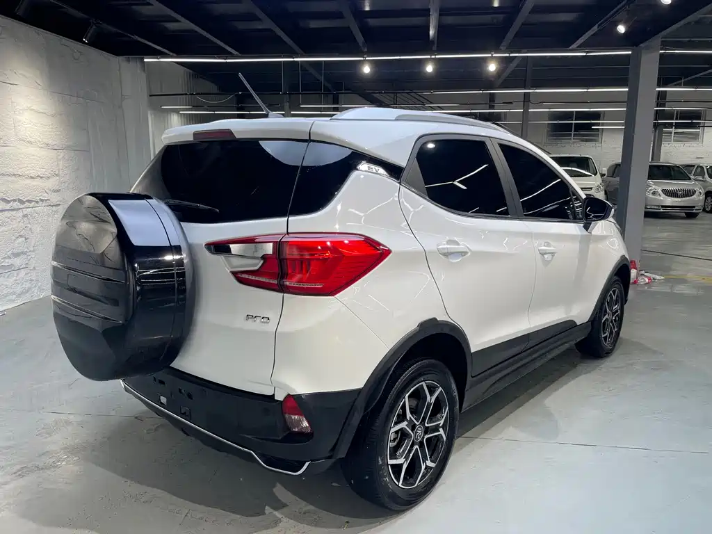 BYD Yuan Pro — миниатюра 18