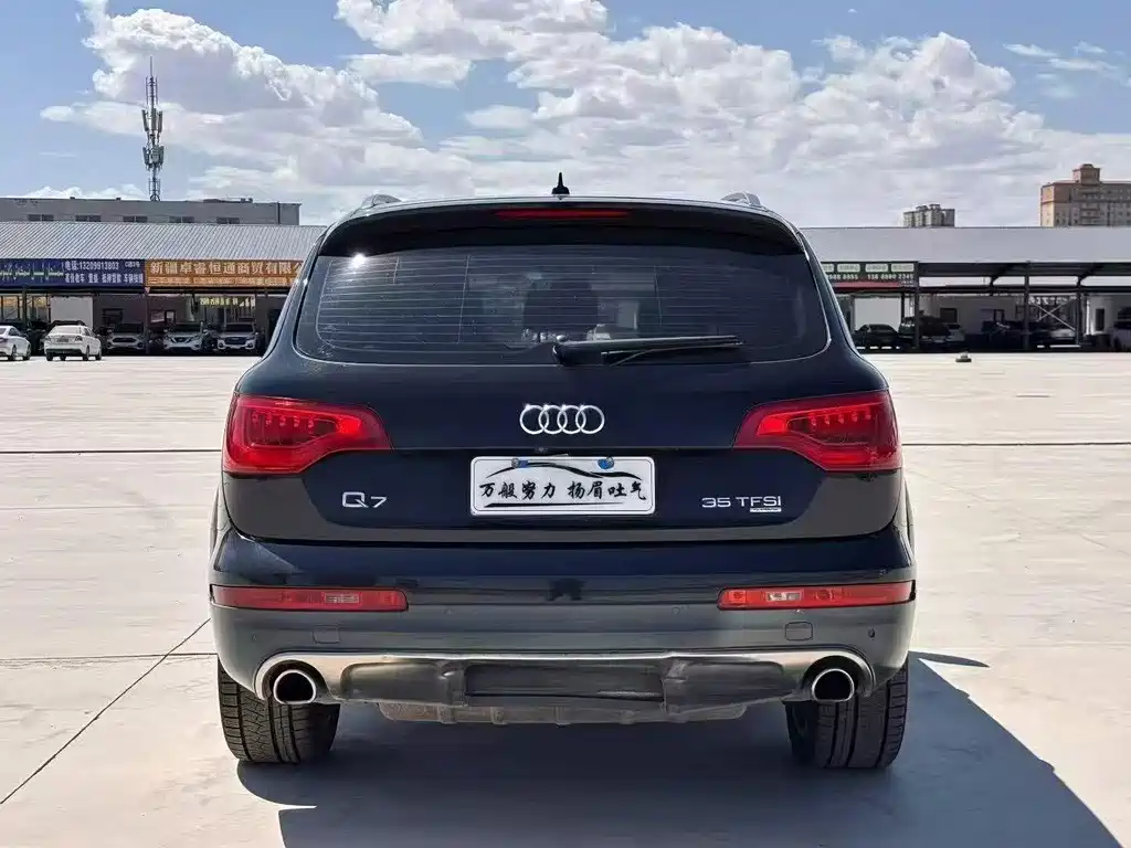 Audi Q7 — миниатюра 8