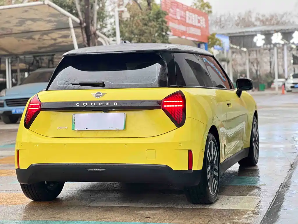 MINI ELECTRIC  COOPER