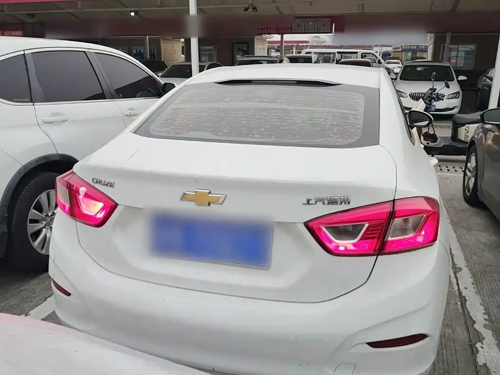 Chevrolet Cruze — миниатюра 6