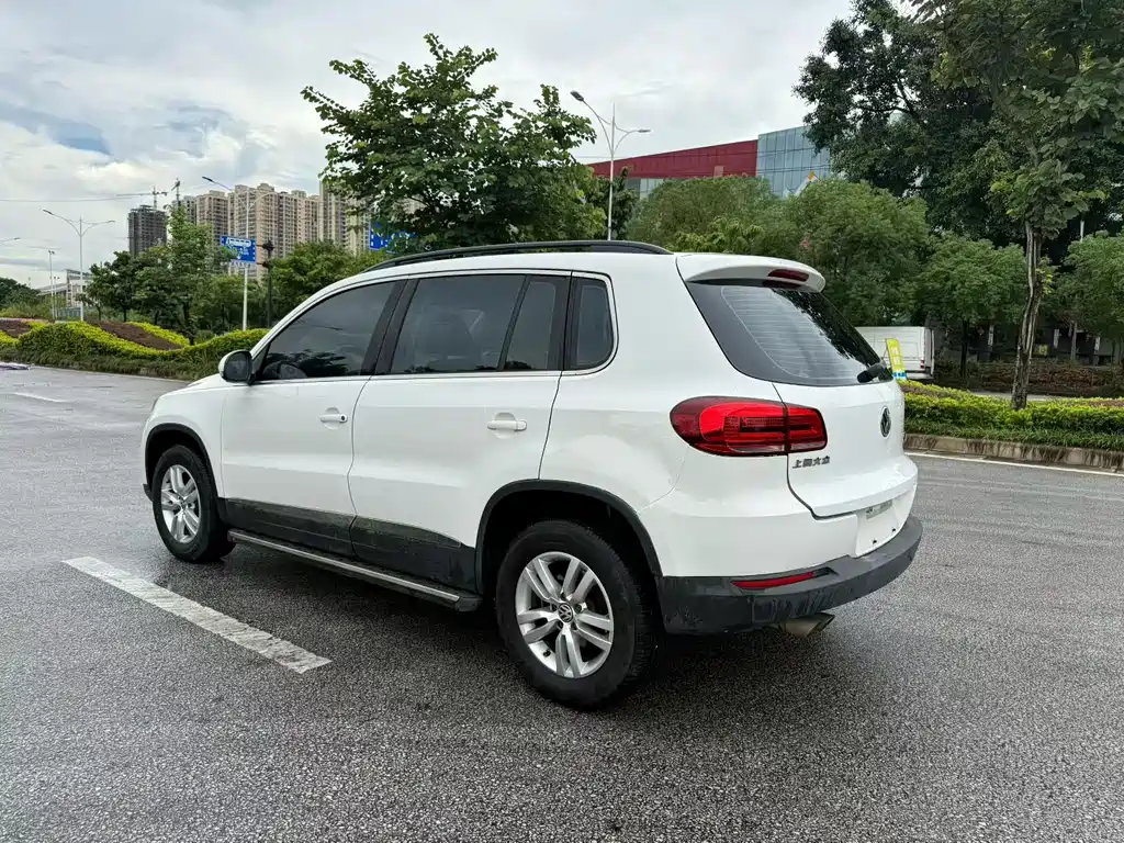 Volkswagen Tiguan — миниатюра 6