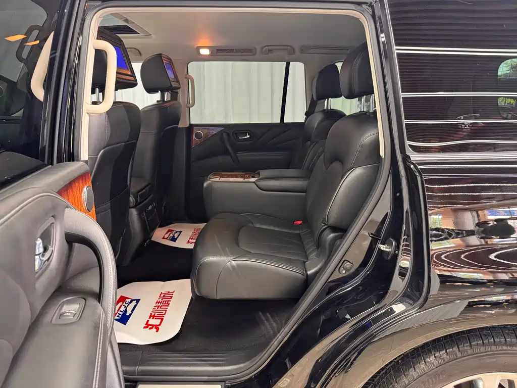 Infiniti QX80 — миниатюра 8