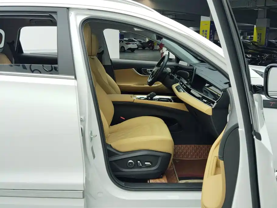 Chery Tiggo 8 PRO — миниатюра 8