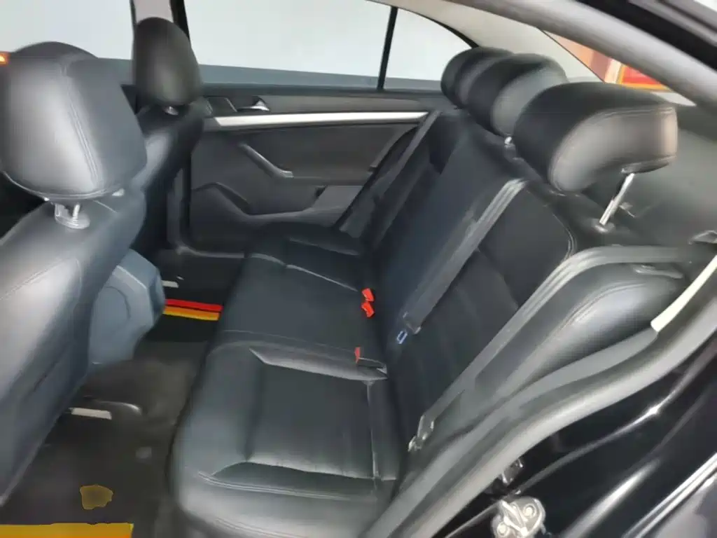 Volkswagen Lavida — миниатюра 17