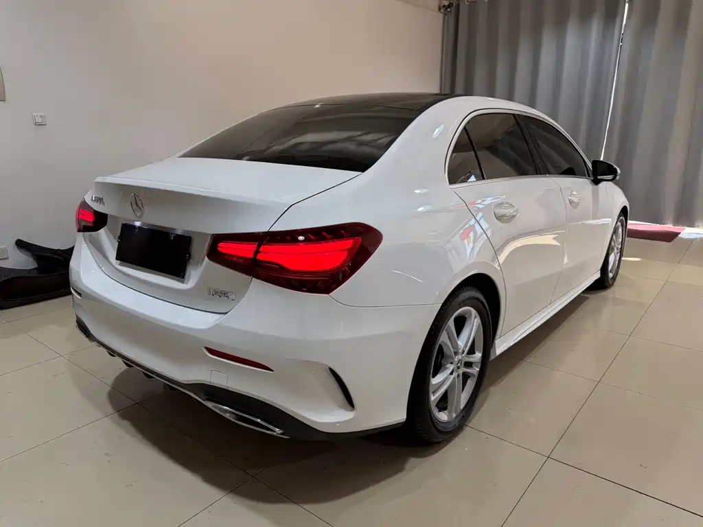 MERCEDES-BENZ A CLASS