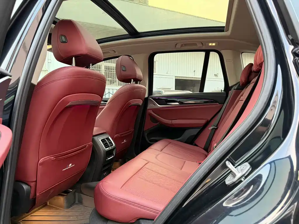 BMW iX3 — миниатюра 6