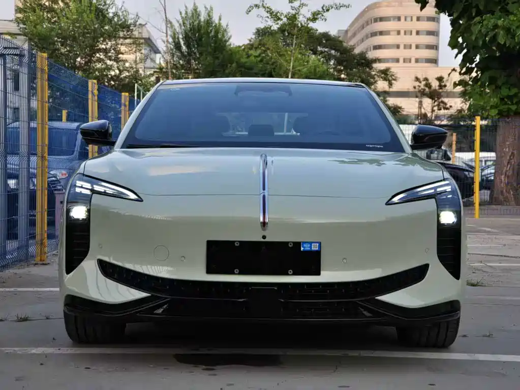 Hongqi Hongqi EH7 — миниатюра 2