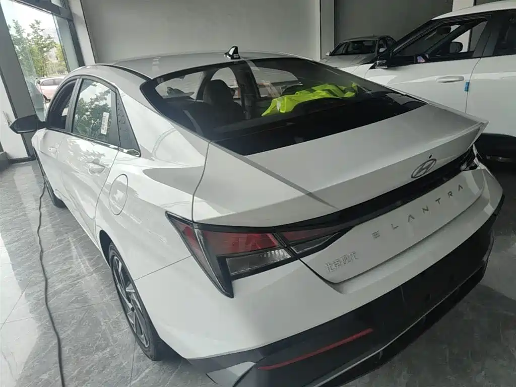 Hyundai Elantra 2023 1.5L CVT GLX Elite