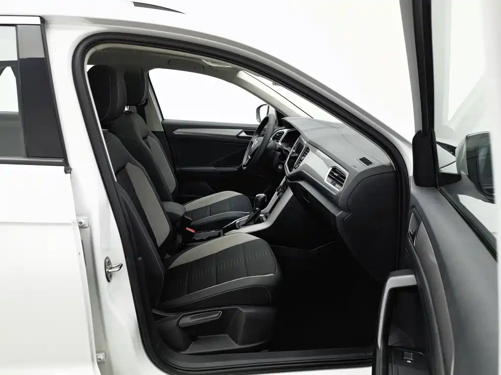Volkswagen T-Roc — миниатюра 23