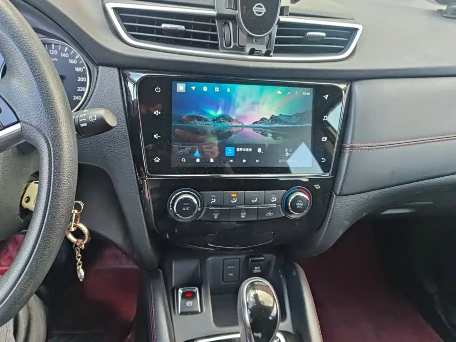 Nissan Qashqai — миниатюра 13