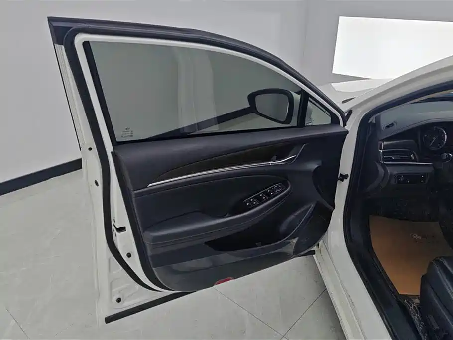 GAC GA6 2019 270T AT Luxury