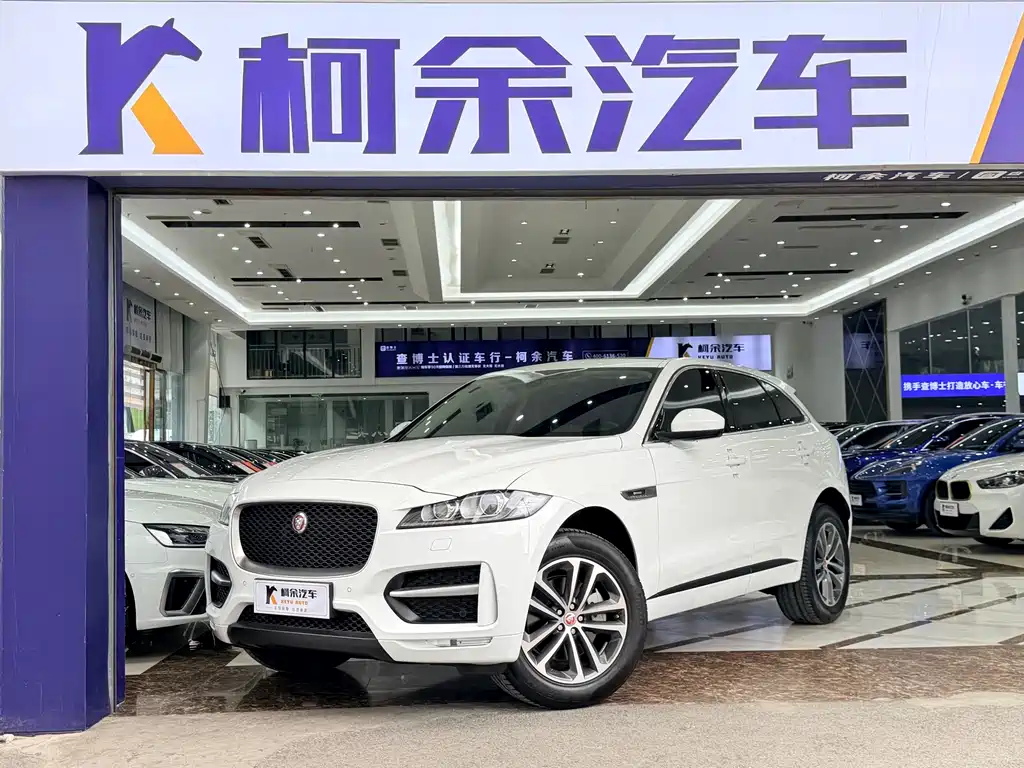 Jaguar F-PACE 2024