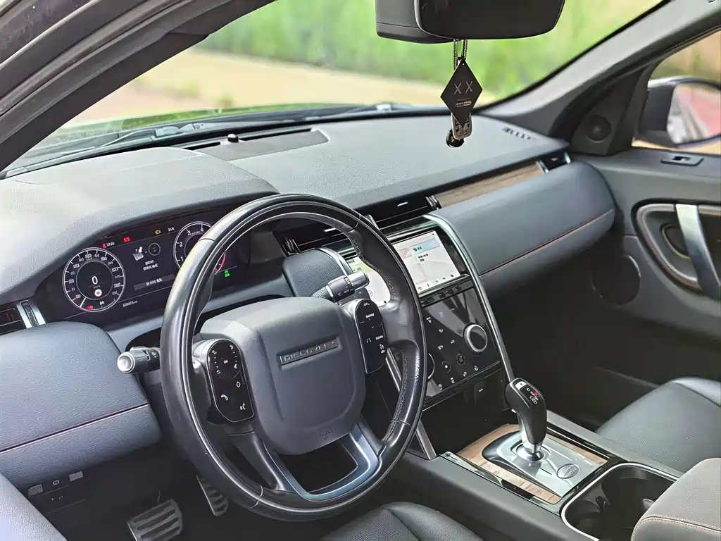 Land Rover Discovery Sport — миниатюра 6