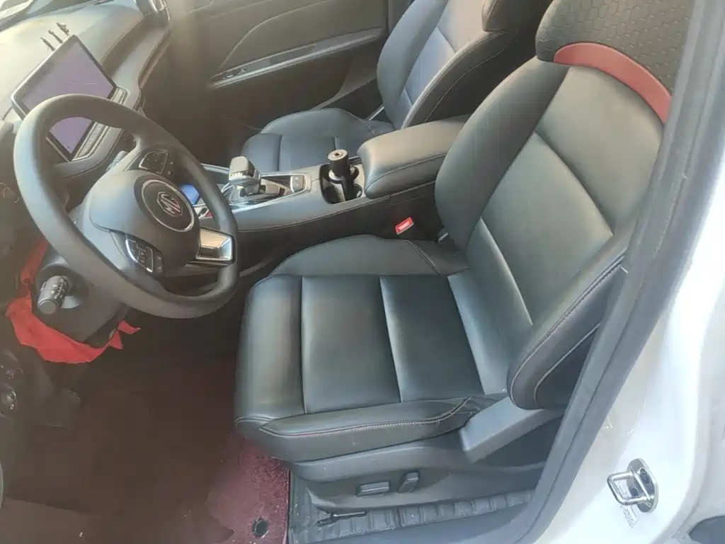 MG MG5 — миниатюра 15