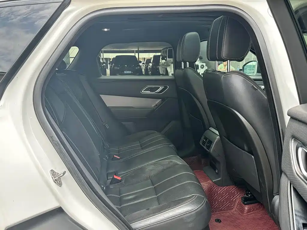 Land Rover Velar — миниатюра 11