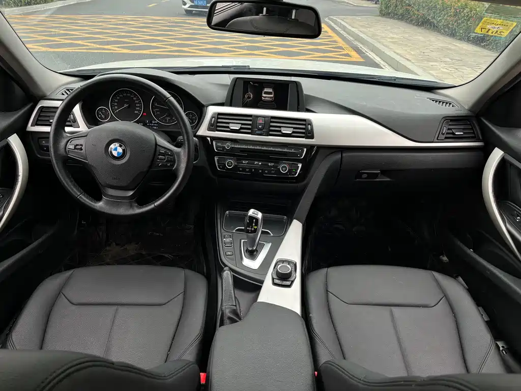 BMW 3 Series — миниатюра 15