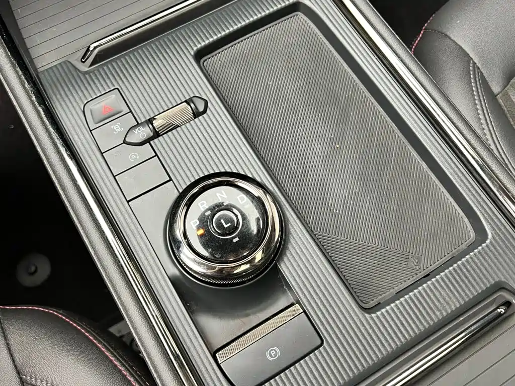 Ford Mondeo — миниатюра 16