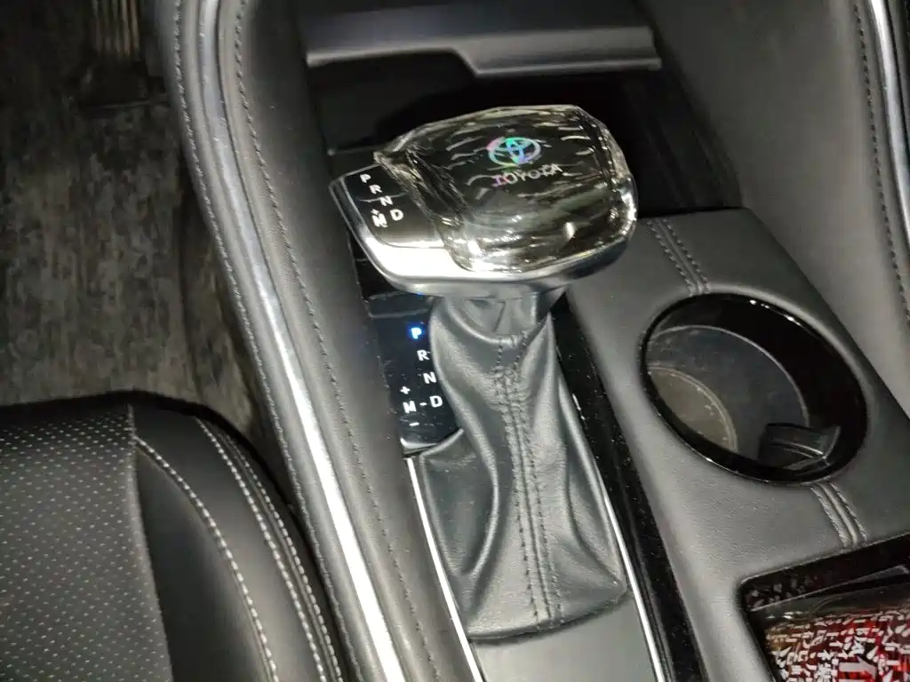 Toyota Avalon — миниатюра 15