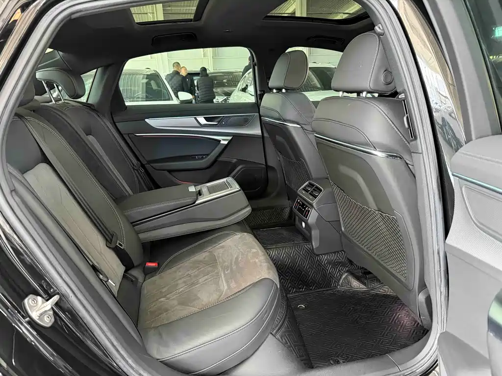 Audi A6L — миниатюра 15