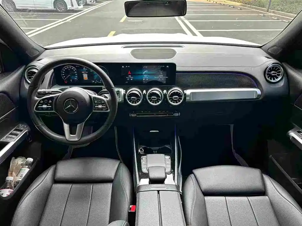 Mercedes-Benz GLB — миниатюра 7