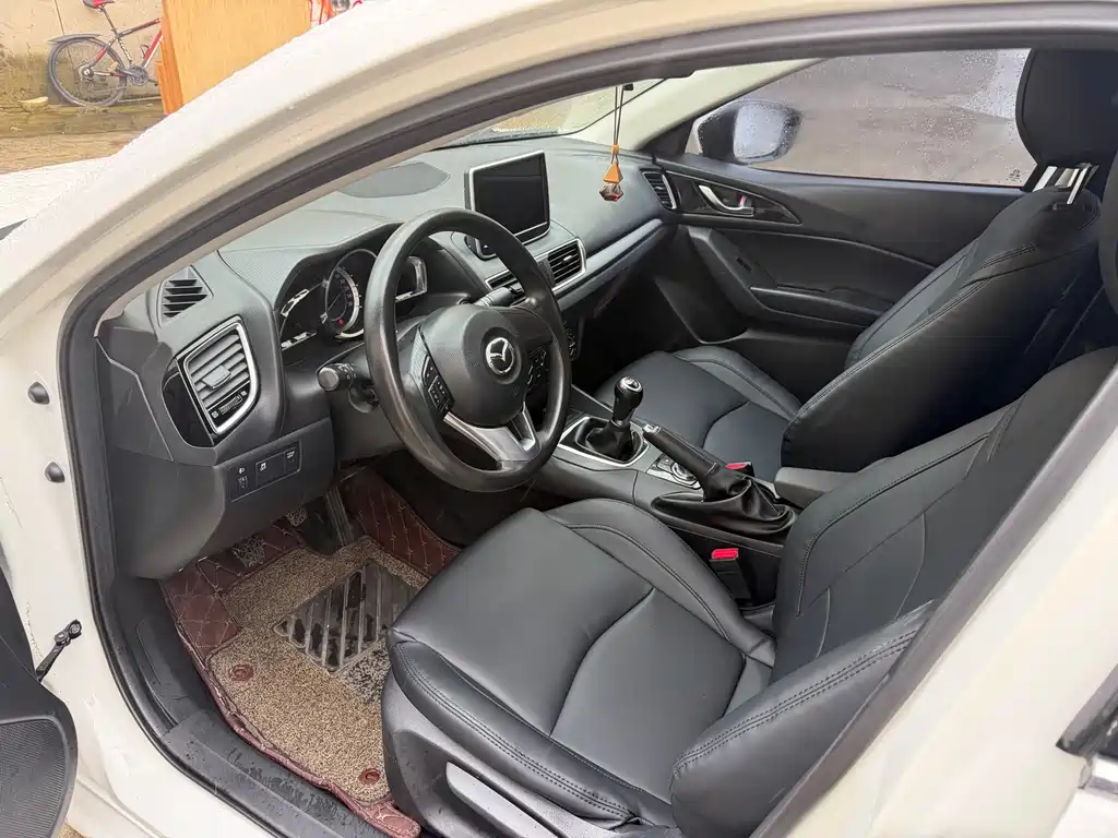 Mazda 3 Axela — миниатюра 10