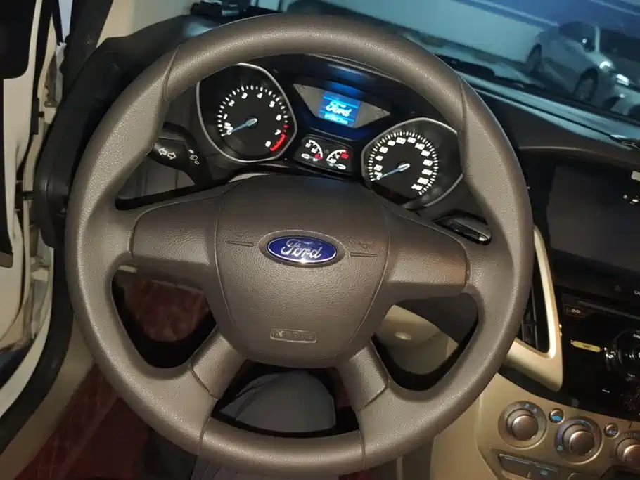 Ford Focus — миниатюра 15