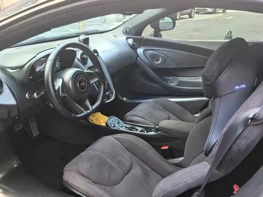 McLaren 570 — миниатюра 7