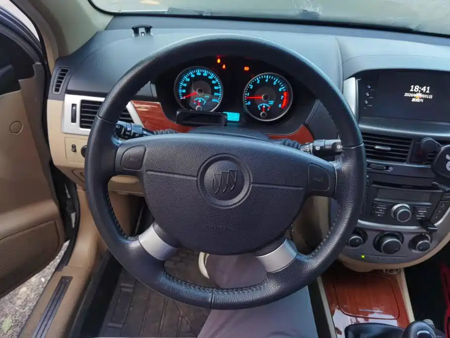 Buick Excelle — миниатюра 15