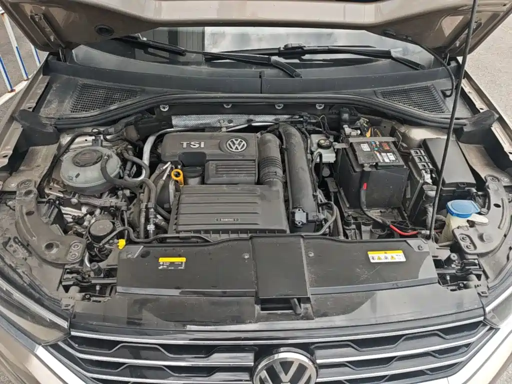 Volkswagen T-Roc — миниатюра 20